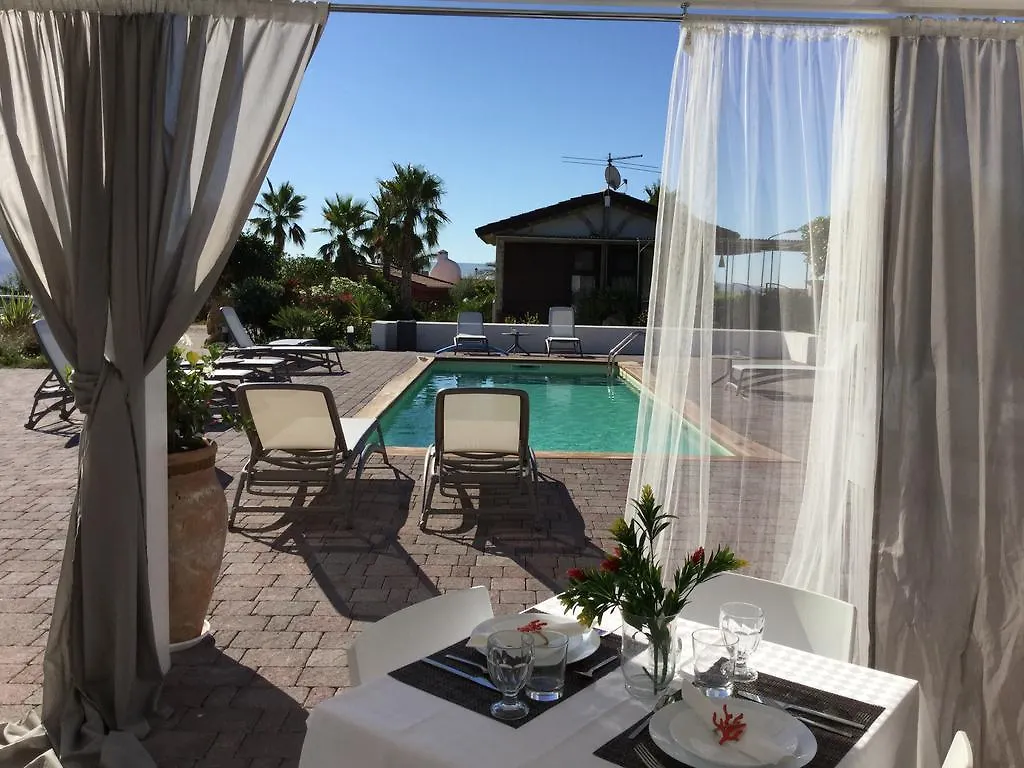 Il Colle Del Rustico Bed & Breakfast Agrigento 2*,  Italy